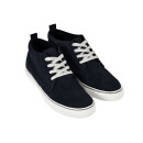 Sneaker in versch. Farben